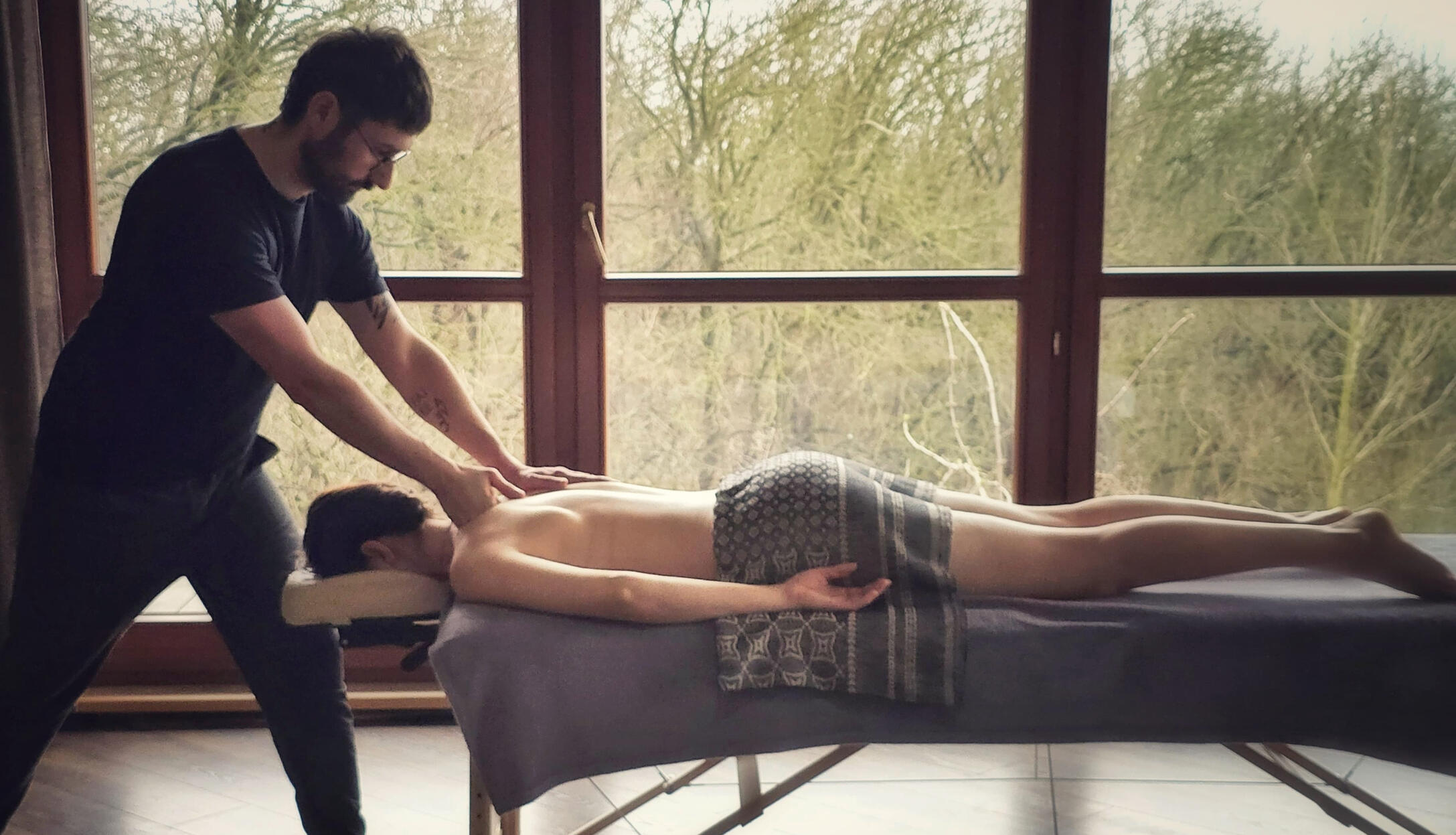 Donation-Based Full Body Massage in Berlin - LGBTQIA+ & Marginalised Folks First